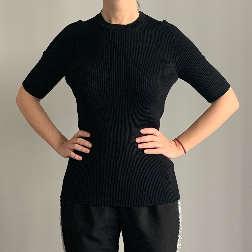 Classic Black top